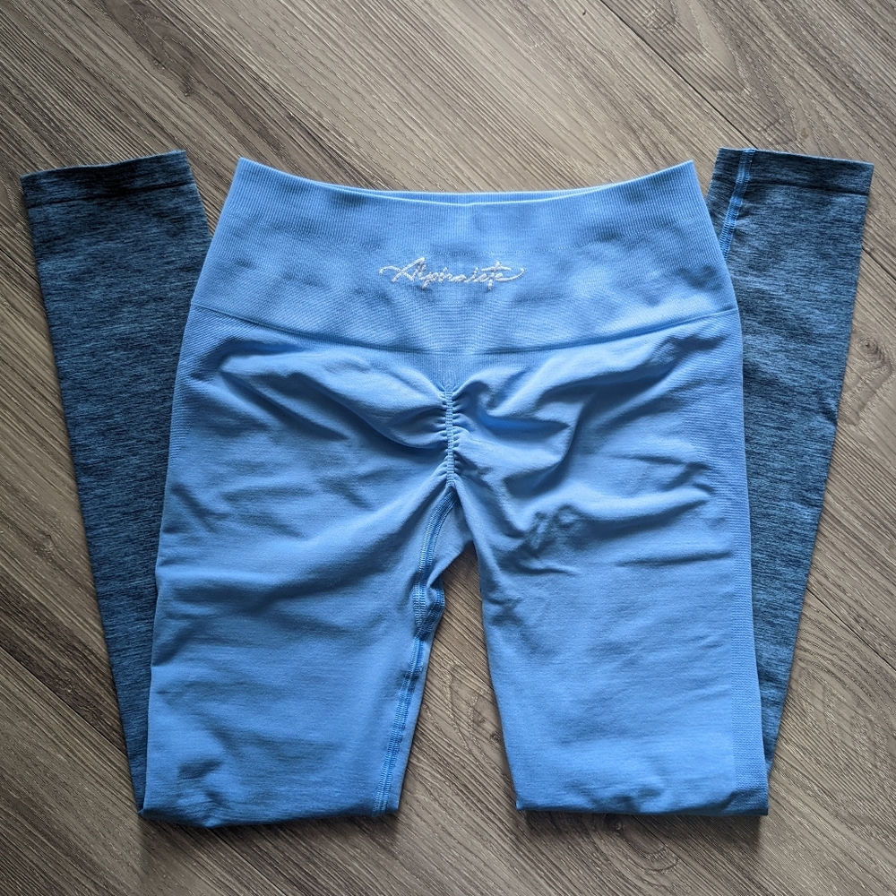Alphalete Amplify Ombre Blue Moon Leggings (L)